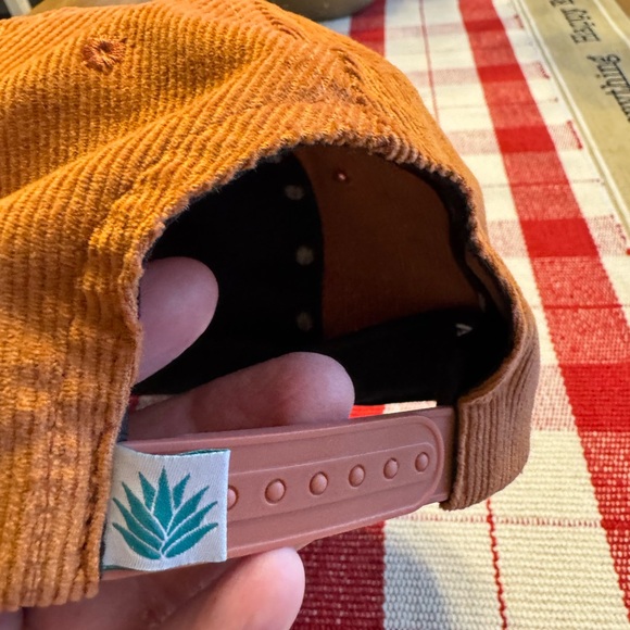 Sendero Bronc Rider corduroy SnapBack cap - Picture 2 of 3